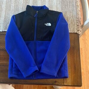 Like new The North Face Blue and Black Fleece Jacket